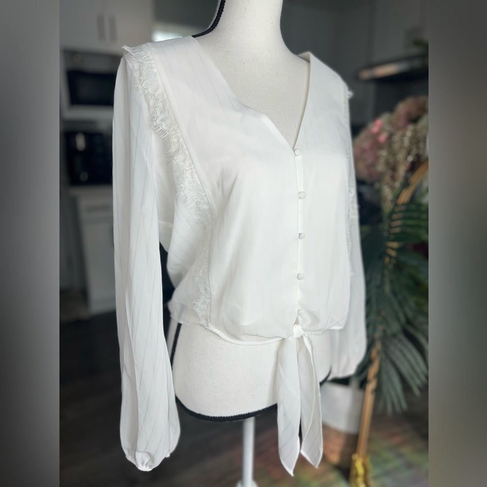 NWT WAYF Lace Trim Knotted Long Sleeve Blouse Ivory - Picture 3 of 11